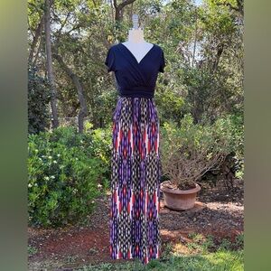 Gilli "Sina" short sleeve draped maxi dress with ruching accent - size S